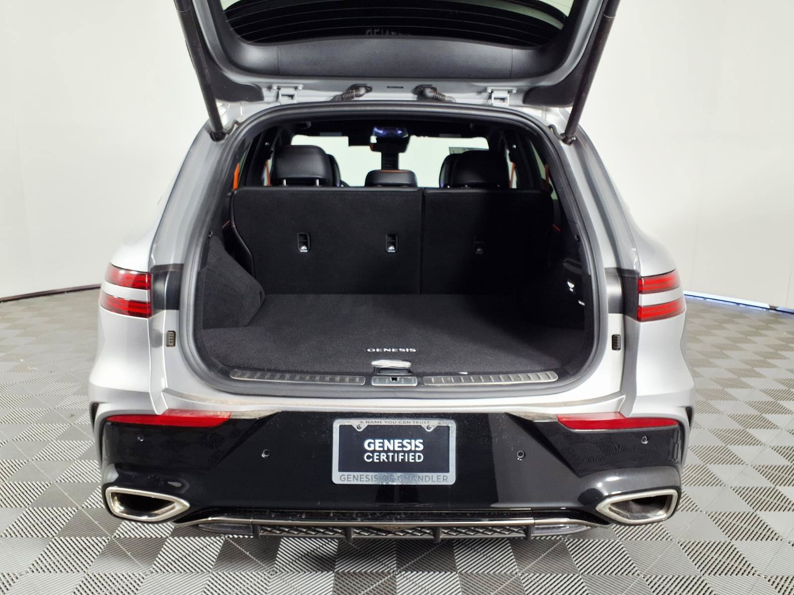 Certified 2026 Genesis GV70 3.5T Sport Advanced AWD/4WD image 8