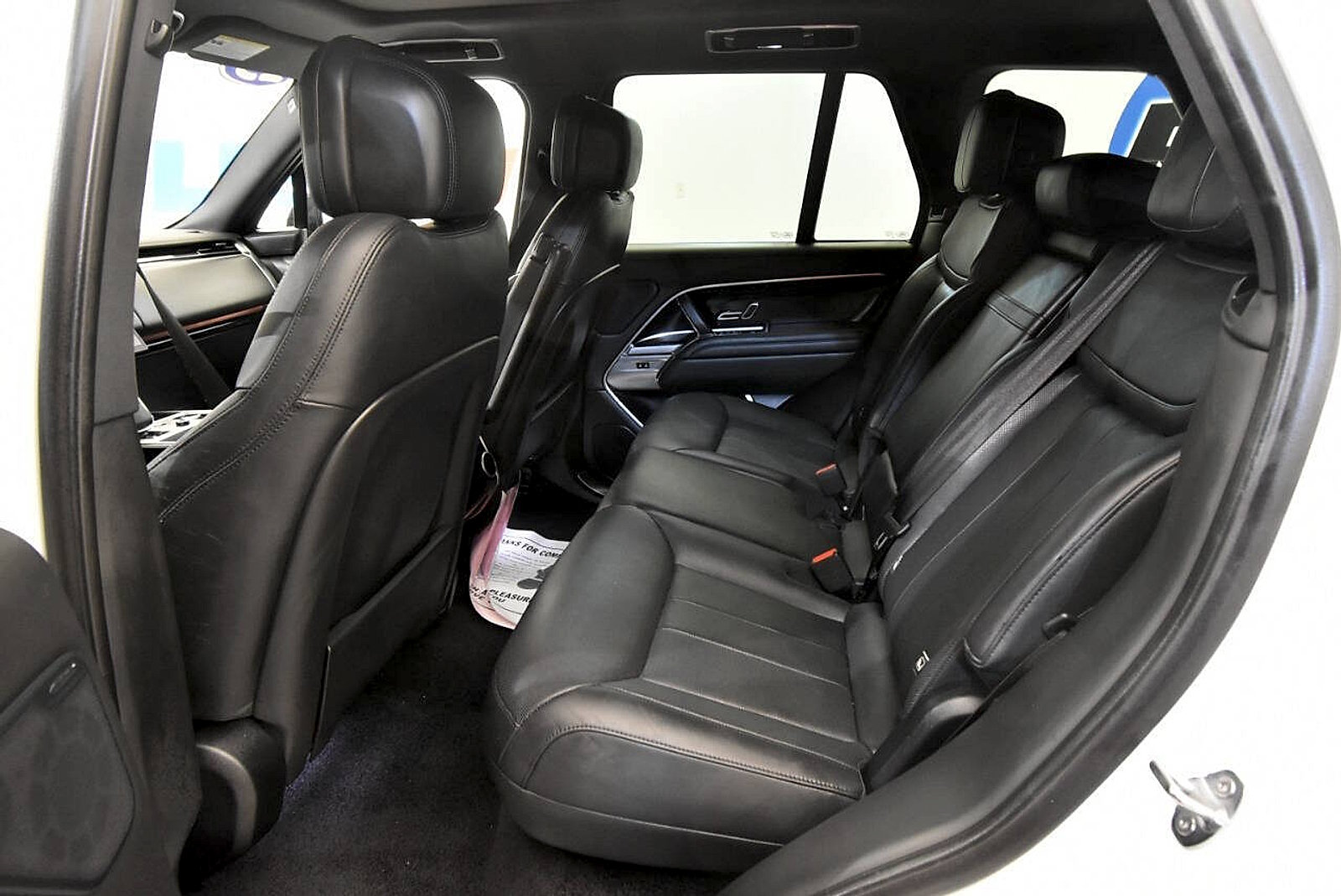 Used 2023 Land Rover Range Rover SE AWD/4WD image 14