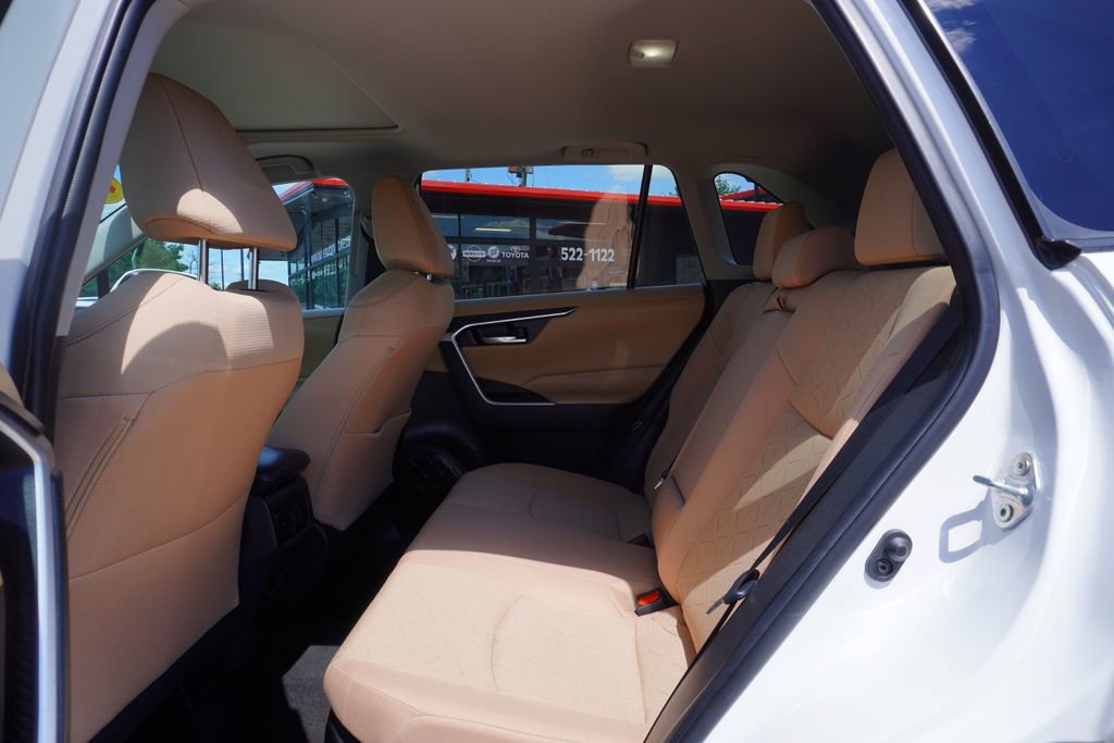 Used 2023 Toyota RAV4 XLE image 23