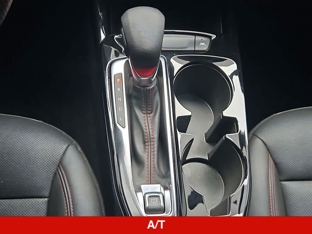 Used 2024 Chevrolet Trax RS FWD image 31