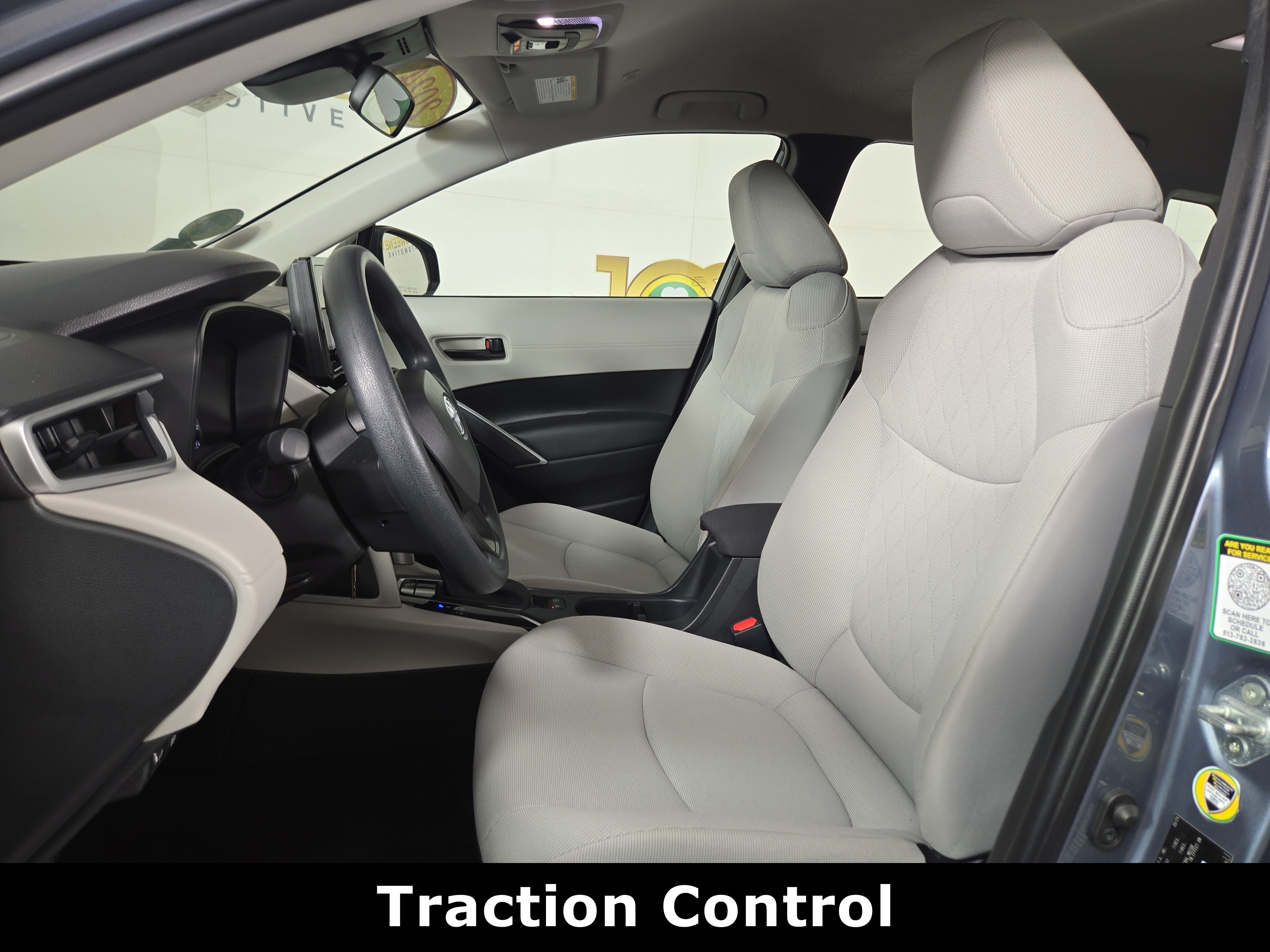 Used 2024 Toyota Corolla Cross L AWD/4WD image 11