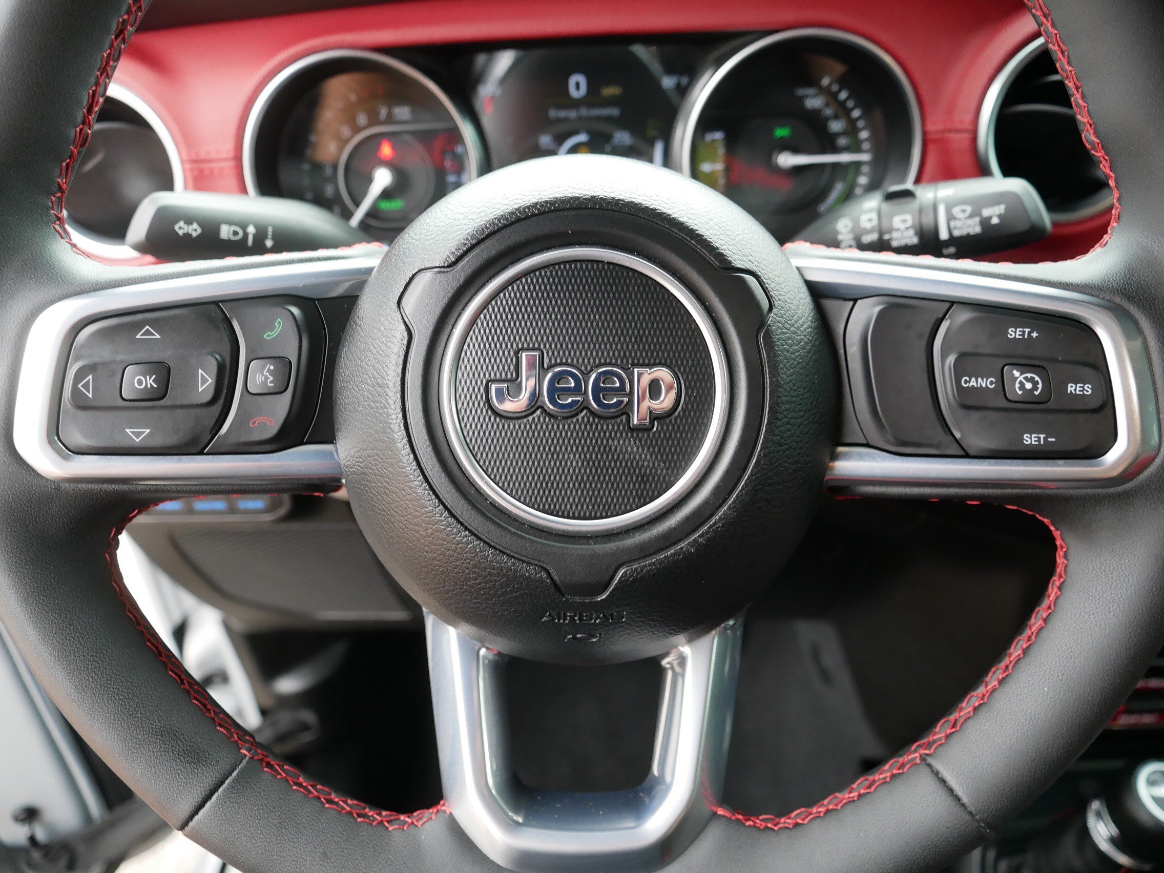 Used 2023 Jeep Wrangler Unlimited Rubicon 4xe AWD/4WD image 25