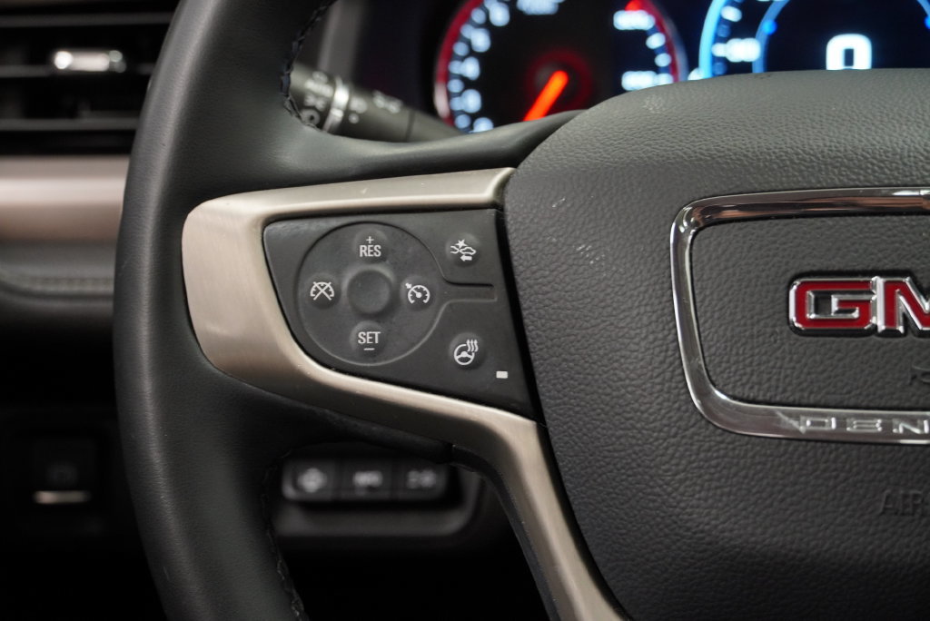 Certified 2023 GMC Acadia Denali w/ Denali Technology Package FWD image 26