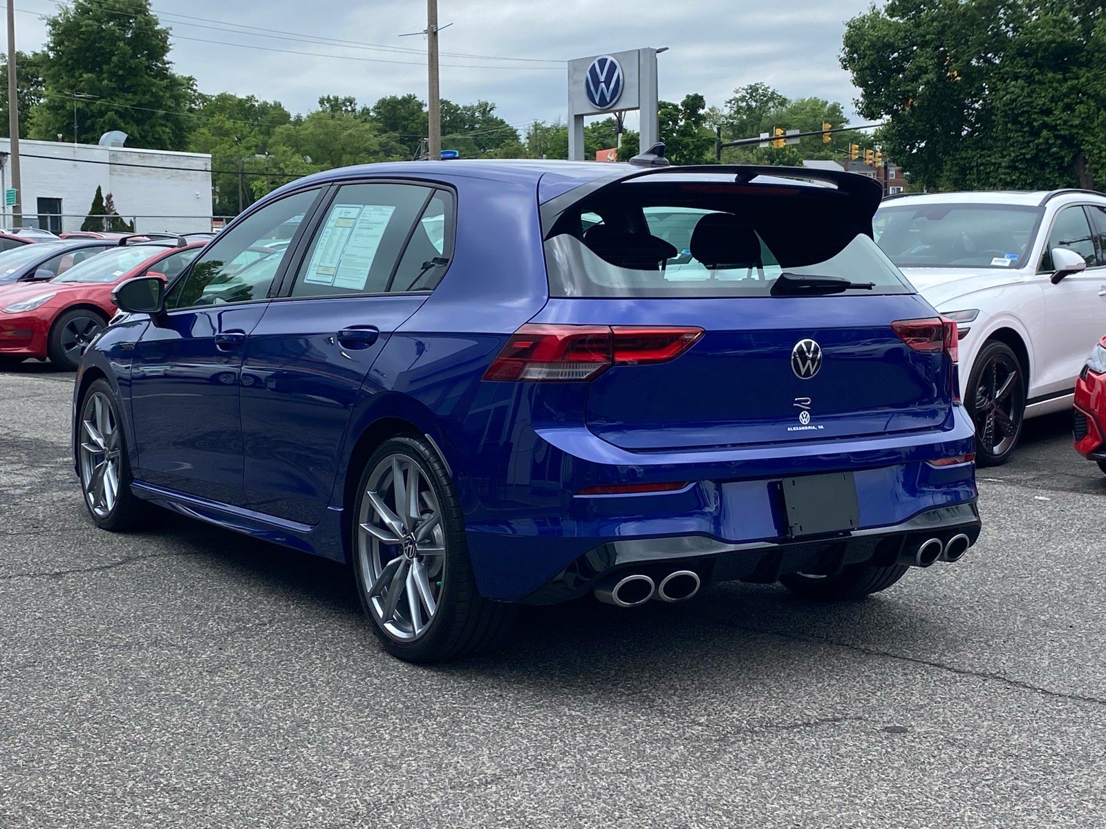 Used 2024 Volkswagen Golf R AWD/4WD image 5