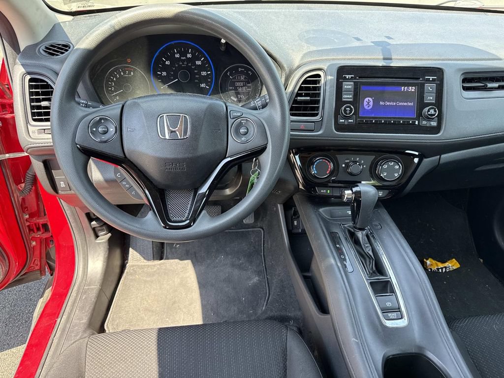 Used 2016 Honda HR-V LX image 10