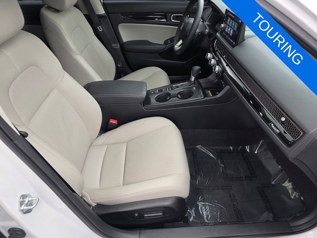 Used 2024 Honda Civic Touring image 28