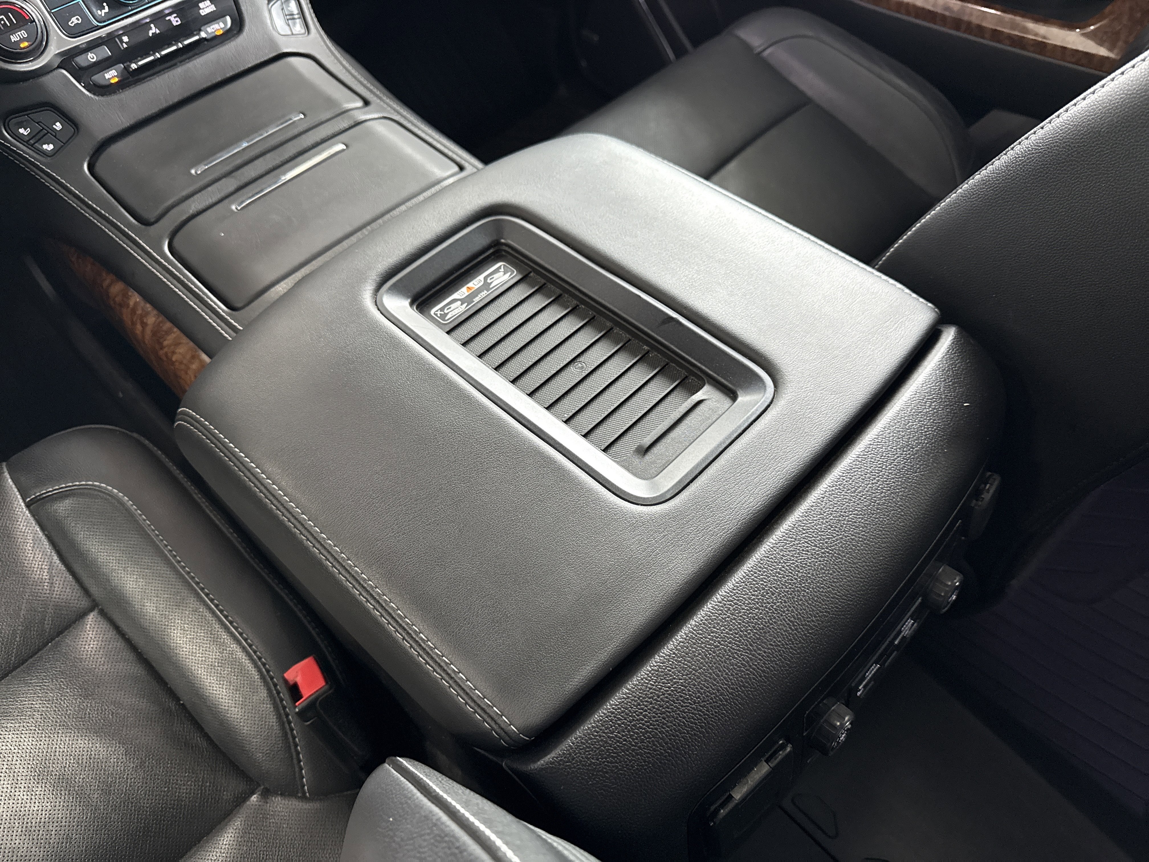 Used 2017 Chevrolet Tahoe Premier image 37