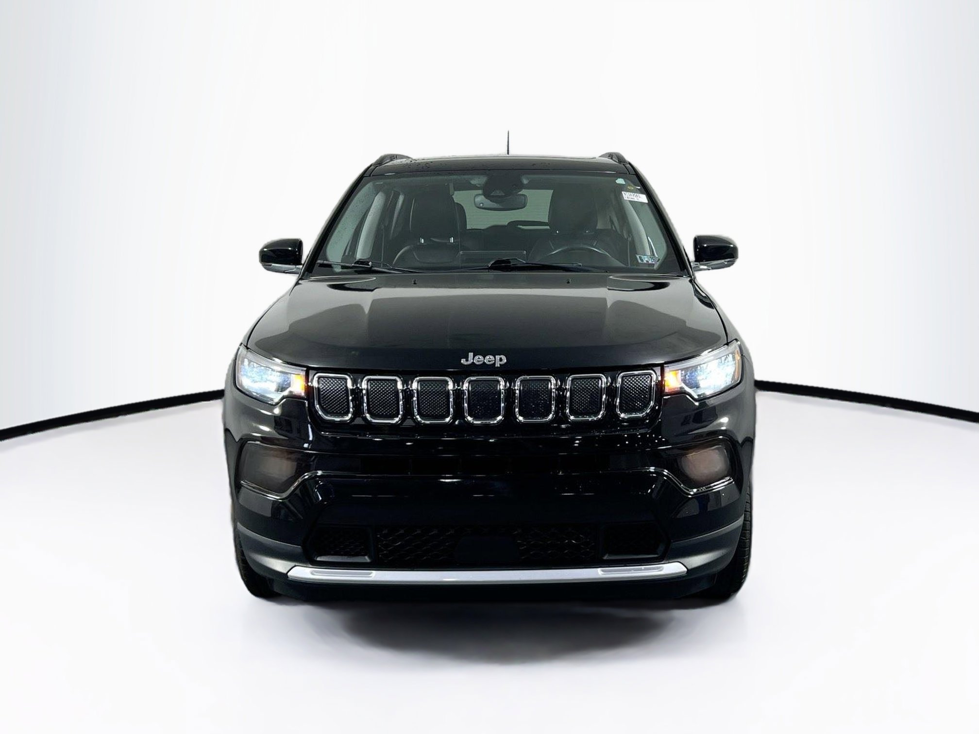 Used 2022 Jeep Compass Limited w/ Sun and Sound Group AWD/4WD image 2