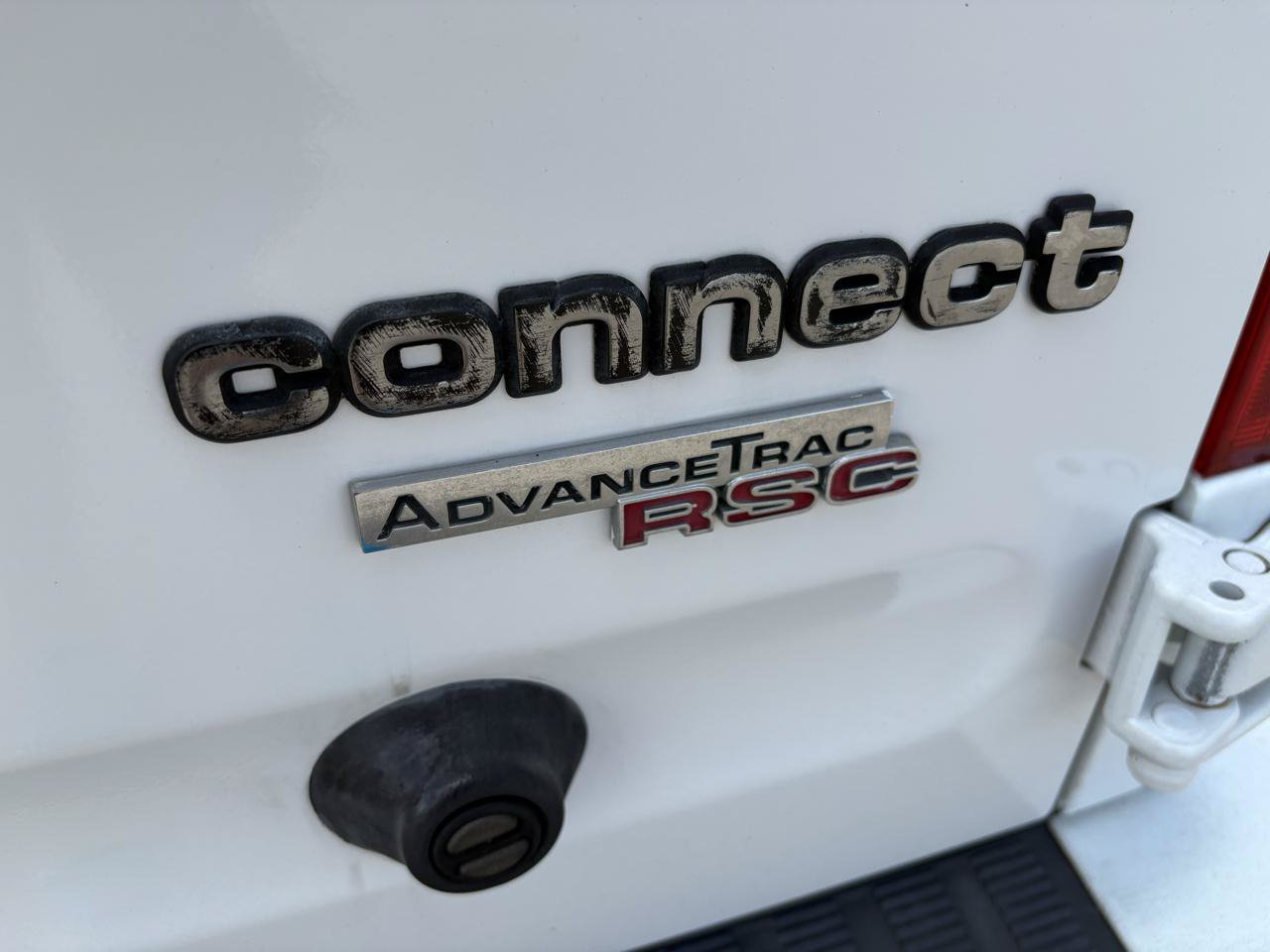 Used 2010 Ford Transit Connect XLT FWD image 11