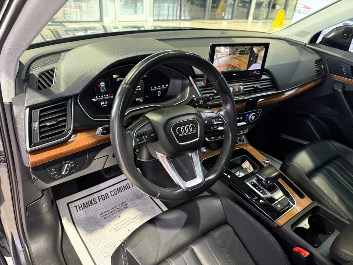 Used 2023 Audi Q5 2.0T Premium Plus AWD/4WD image 19