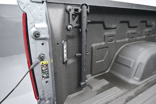 Used 2025 Chevrolet Silverado 1500 High Country AWD/4WD image 37