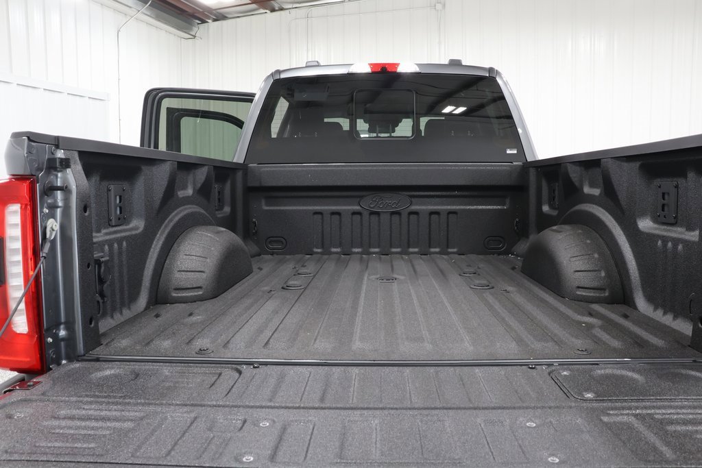 New 2026 Ford F350 Lariat image 36