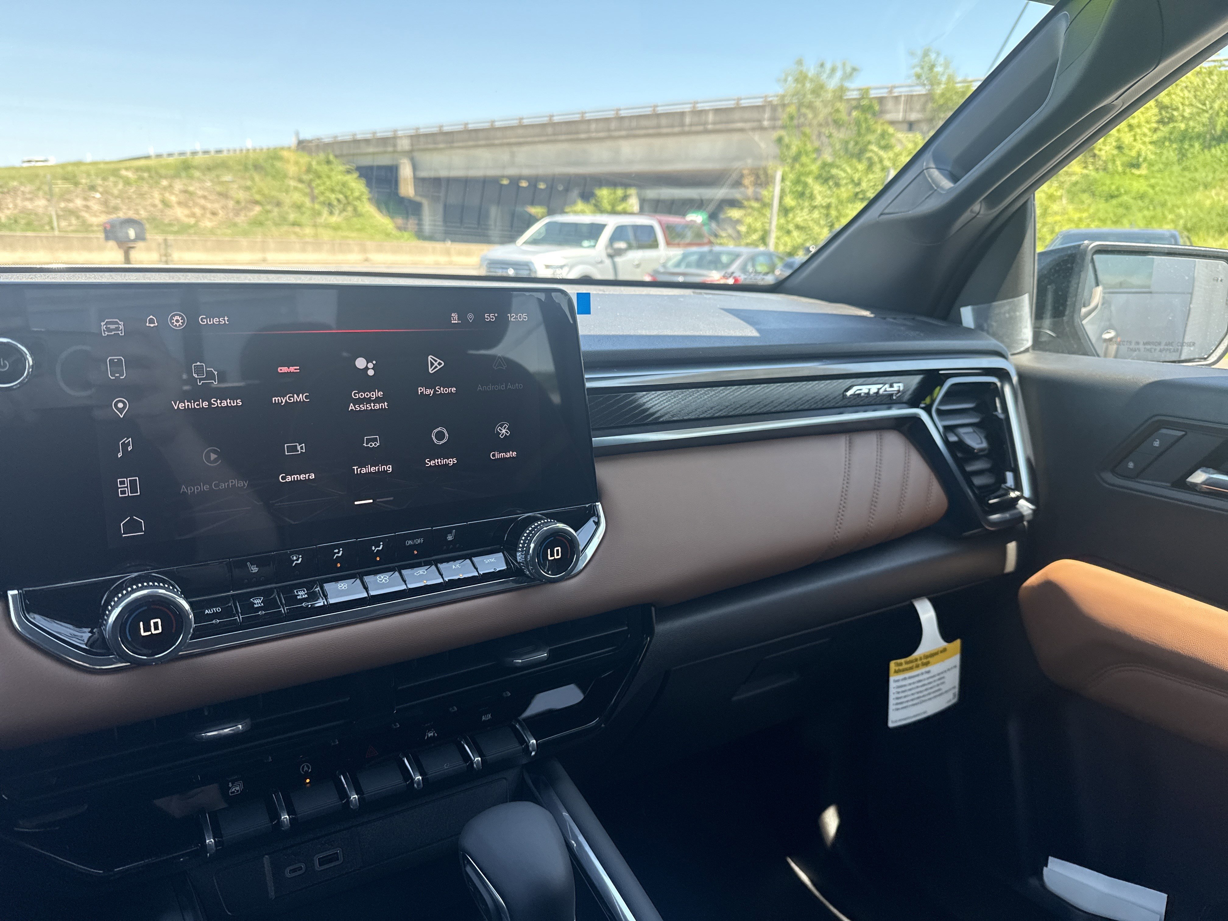 New 2026 GMC Canyon AT4 AWD/4WD image 25