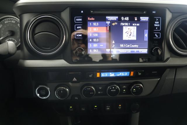 Used 2017 Toyota Tacoma TRD Sport w/ Premium & Technology Package image 14