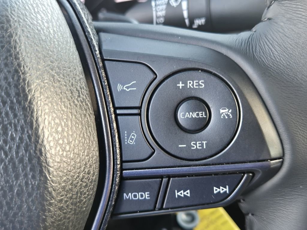 Used 2024 Toyota Camry SE image 24