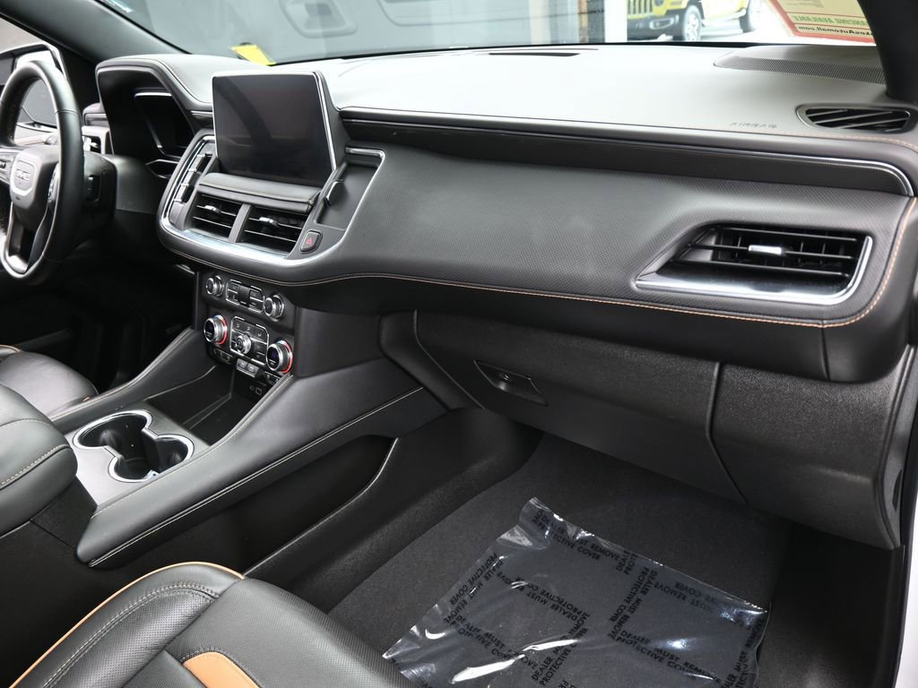 Used 2023 GMC Yukon XL AT4 image 52