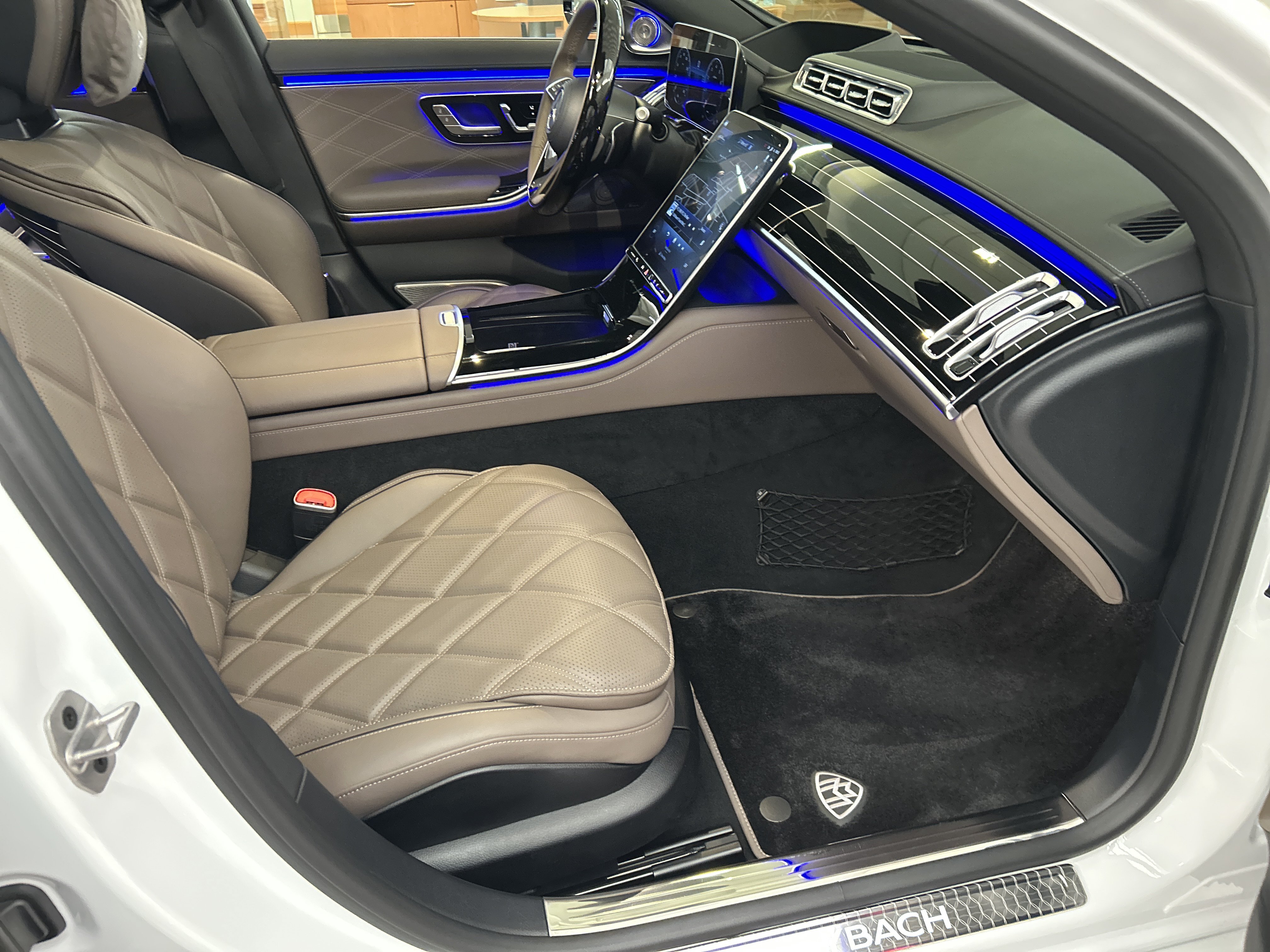 Certified 2024 Mercedes-Benz Maybach S 580 4MATIC image 50