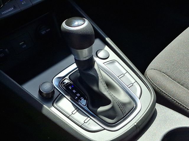 Used 2022 Hyundai Kona SEL image 14