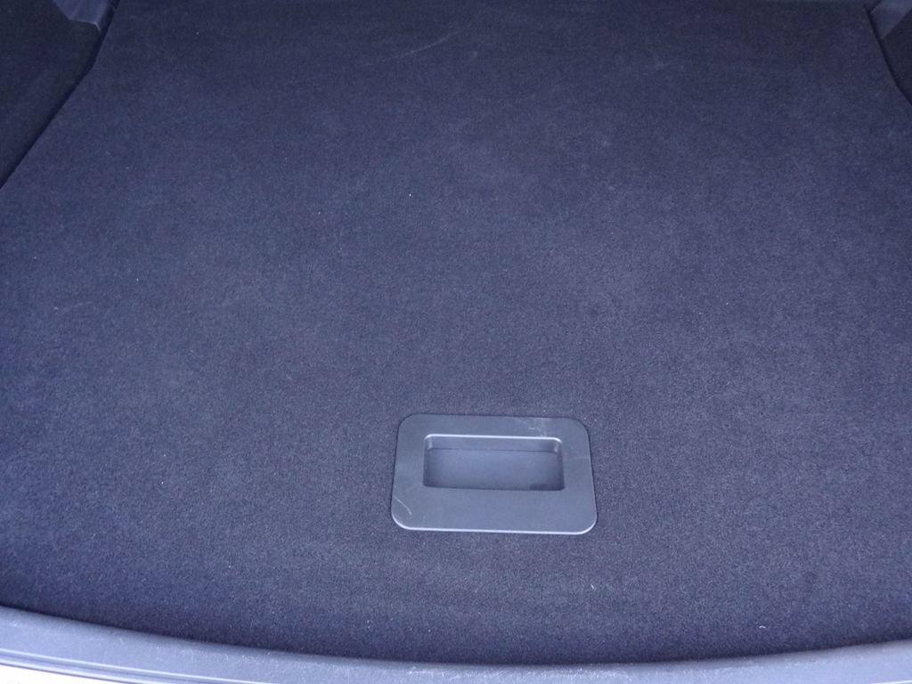 Used 2026 Lincoln Nautilus Premier AWD/4WD image 9