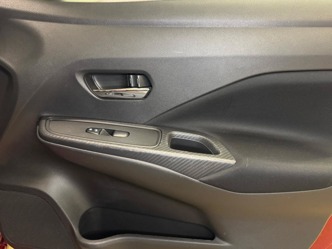 Used 2021 Nissan Versa SV FWD image 23
