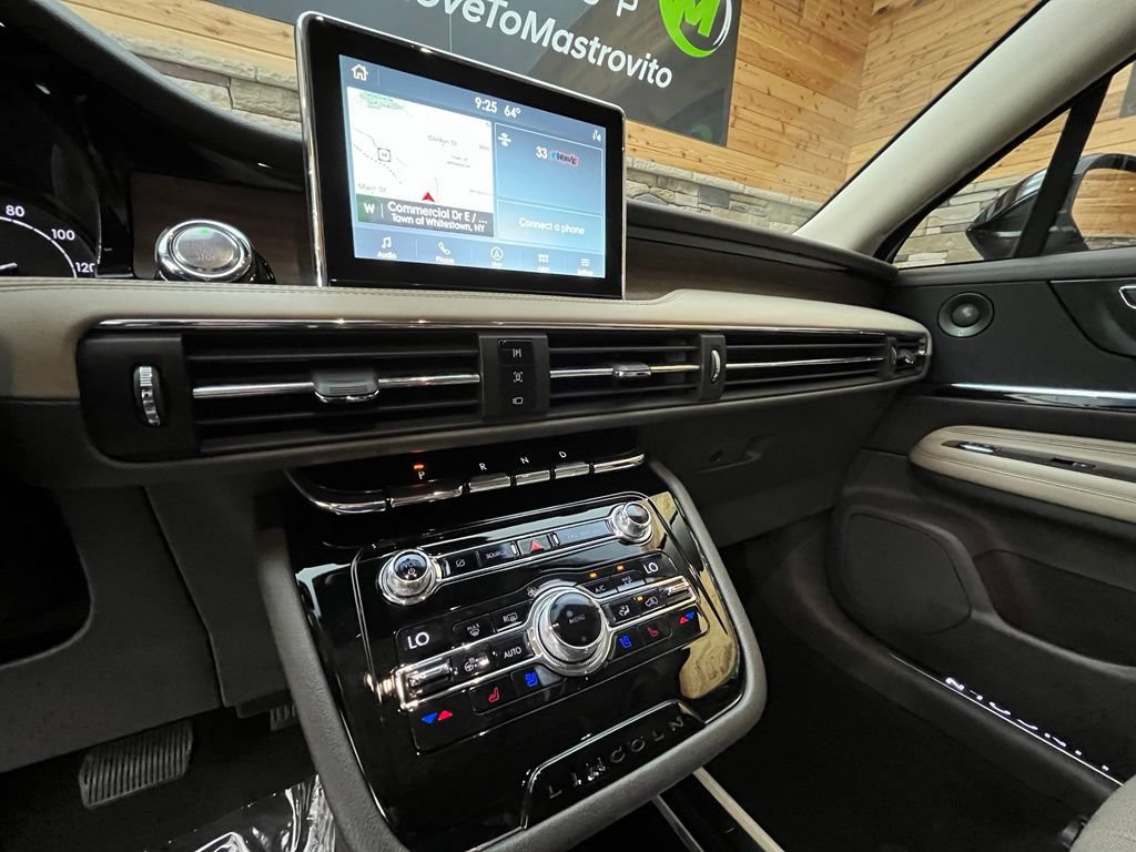 Used 2020 Lincoln Corsair Reserve w/ Equipment Group 201A AWD/4WD image 31