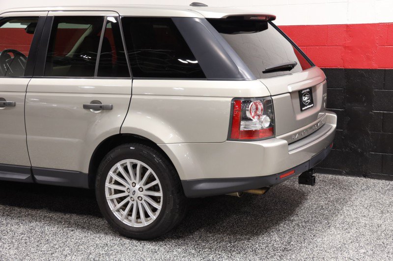 Used 2011 Land Rover Range Rover Sport HSE AWD/4WD image 25
