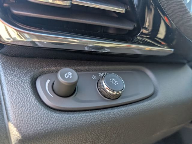 New 2026 Buick Envista Avenir image 16