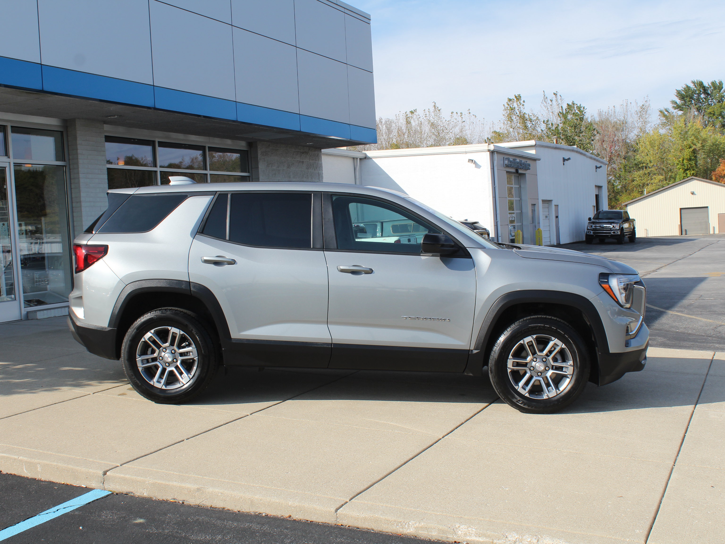 Used 2026 GMC Terrain Elevation FWD image 5