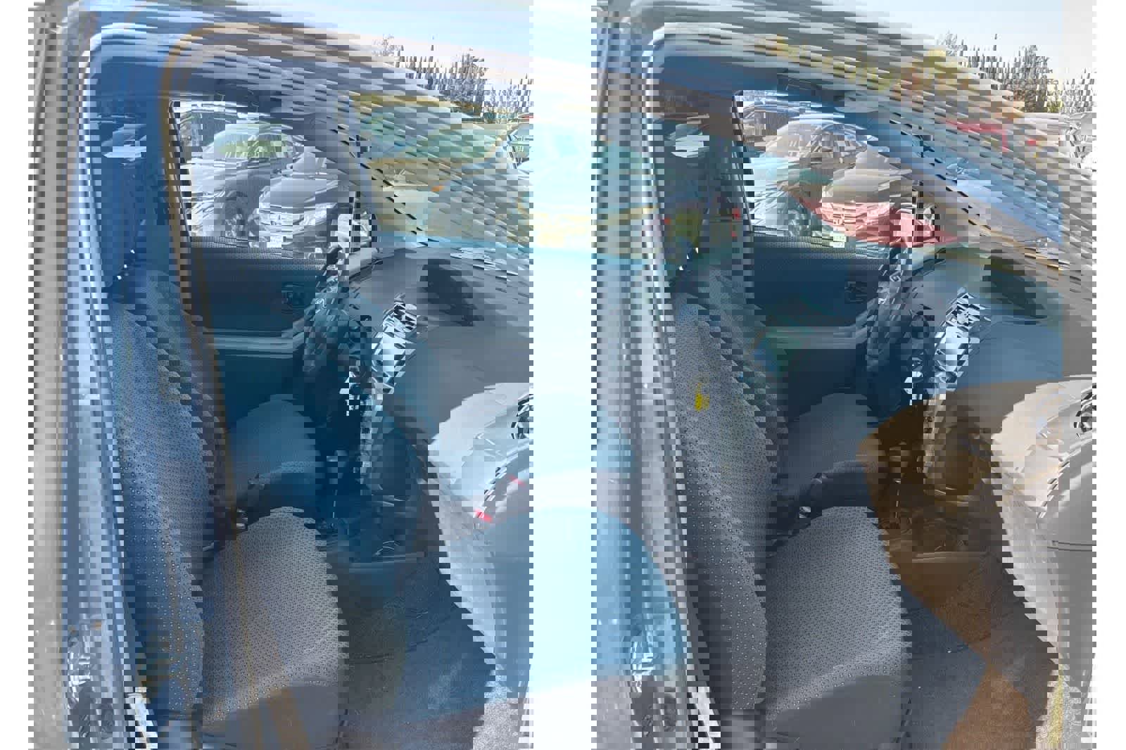 Used 2007 Toyota Yaris 2-Door Hatchback image 14