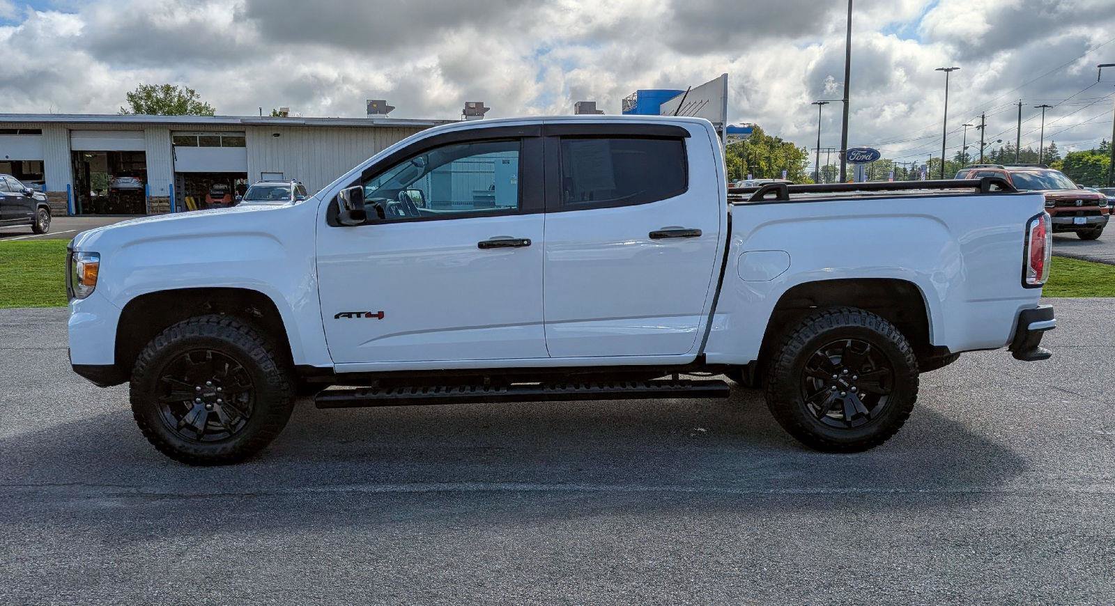 Used 2022 GMC Canyon AT4 AWD/4WD image 5