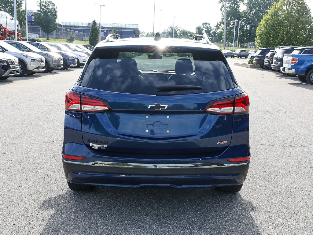 Used 2023 Chevrolet Equinox RS w/ LPO, Floor Liner Package FWD image 6