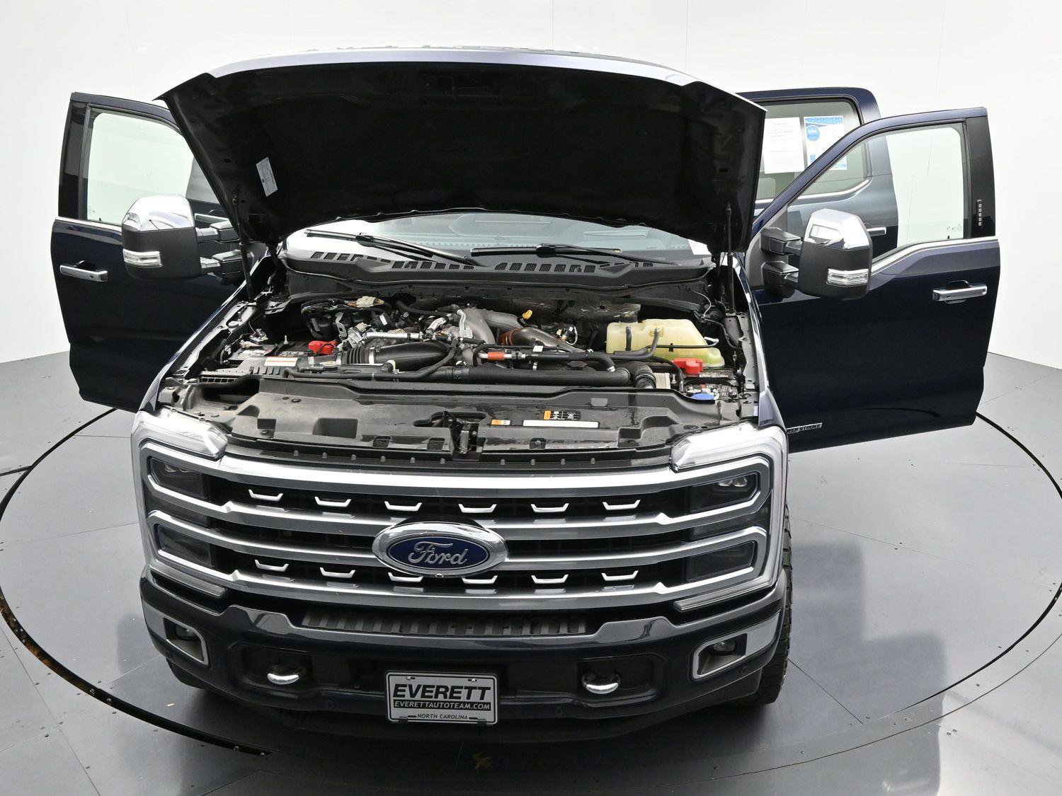Used 2023 Ford F350 Platinum image 43