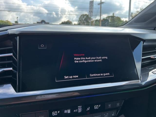 Used 2022 Audi Q4 e-tron Premium Plus w/ Premium Plus image 17