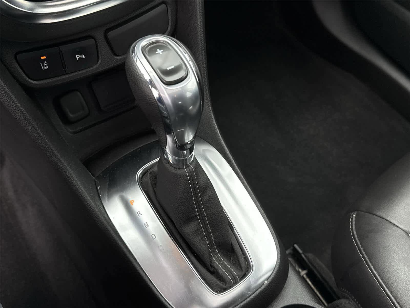 Used 2015 Buick Encore Premium w/ Experience Buick Package image 29