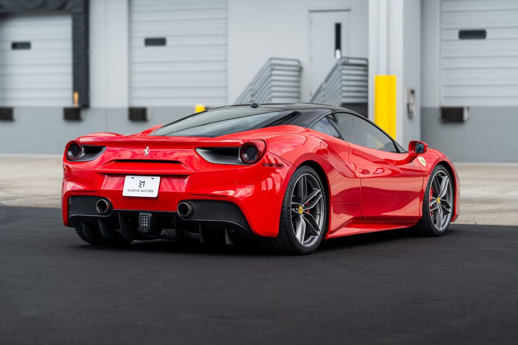 Used 2017 Ferrari 488 GTB image 16