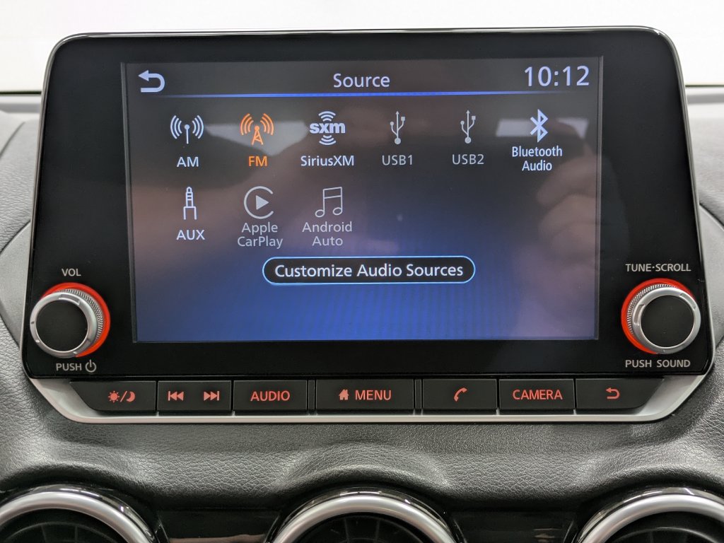 Used 2025 Nissan Sentra SV FWD image 9