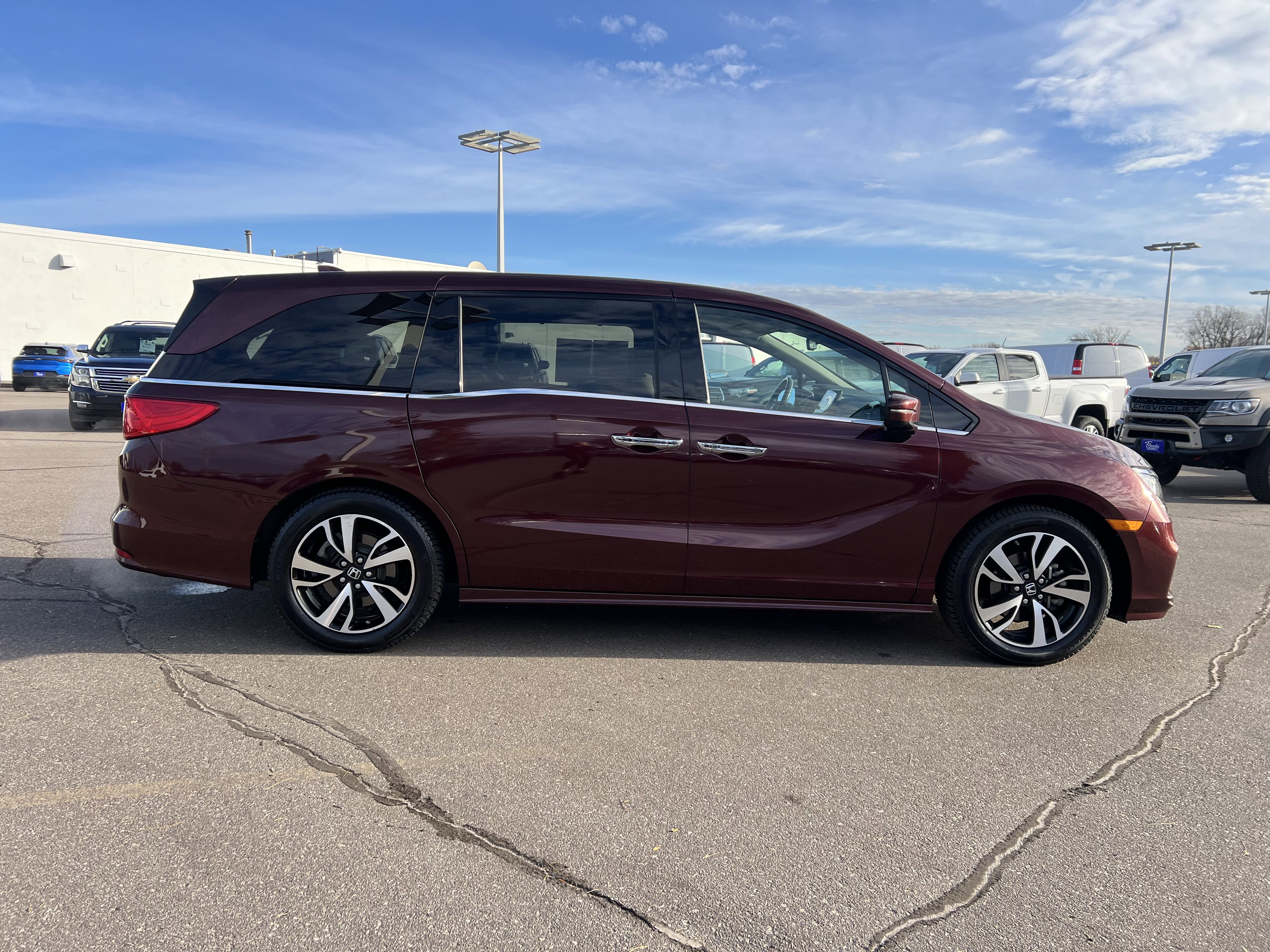 Used 2018 Honda Odyssey Elite image 8