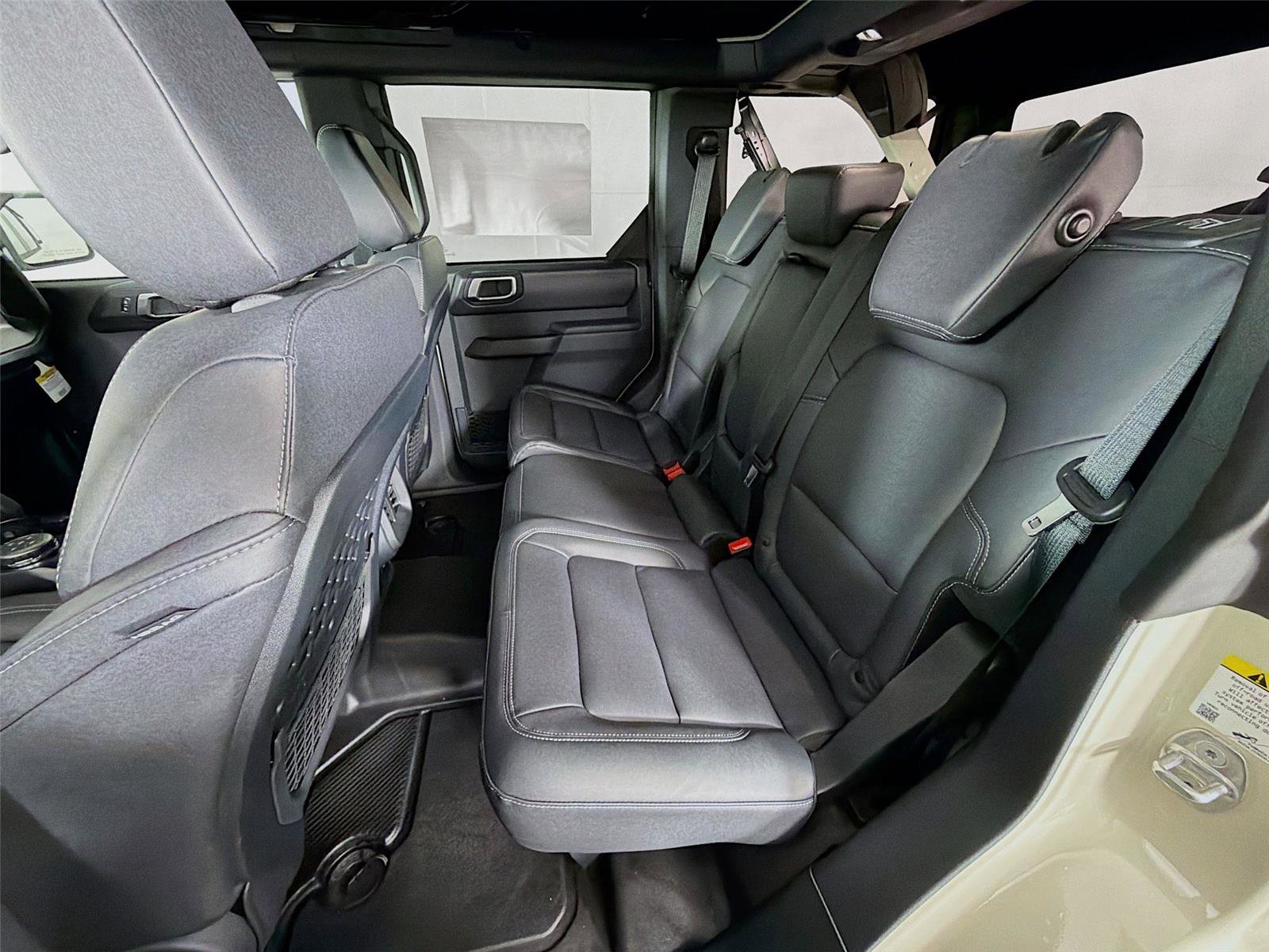 New 2026 Ford Bronco Badlands image 21