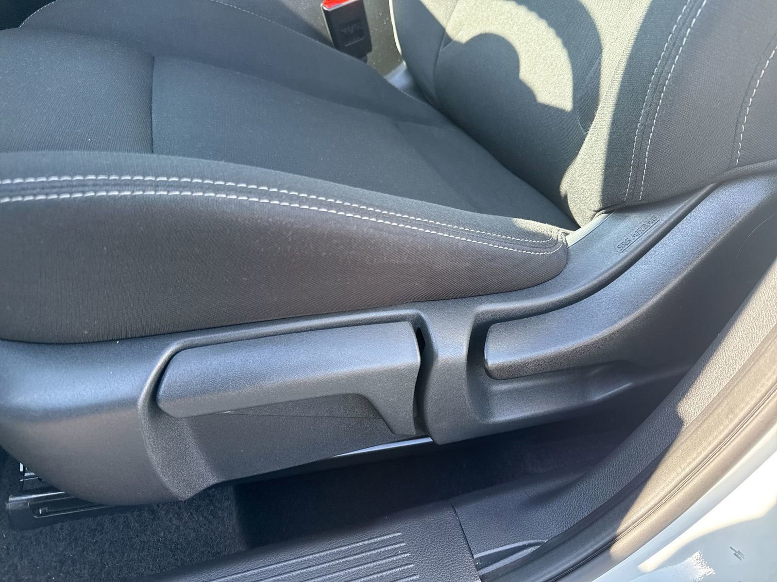 Used 2023 Nissan Rogue S image 13