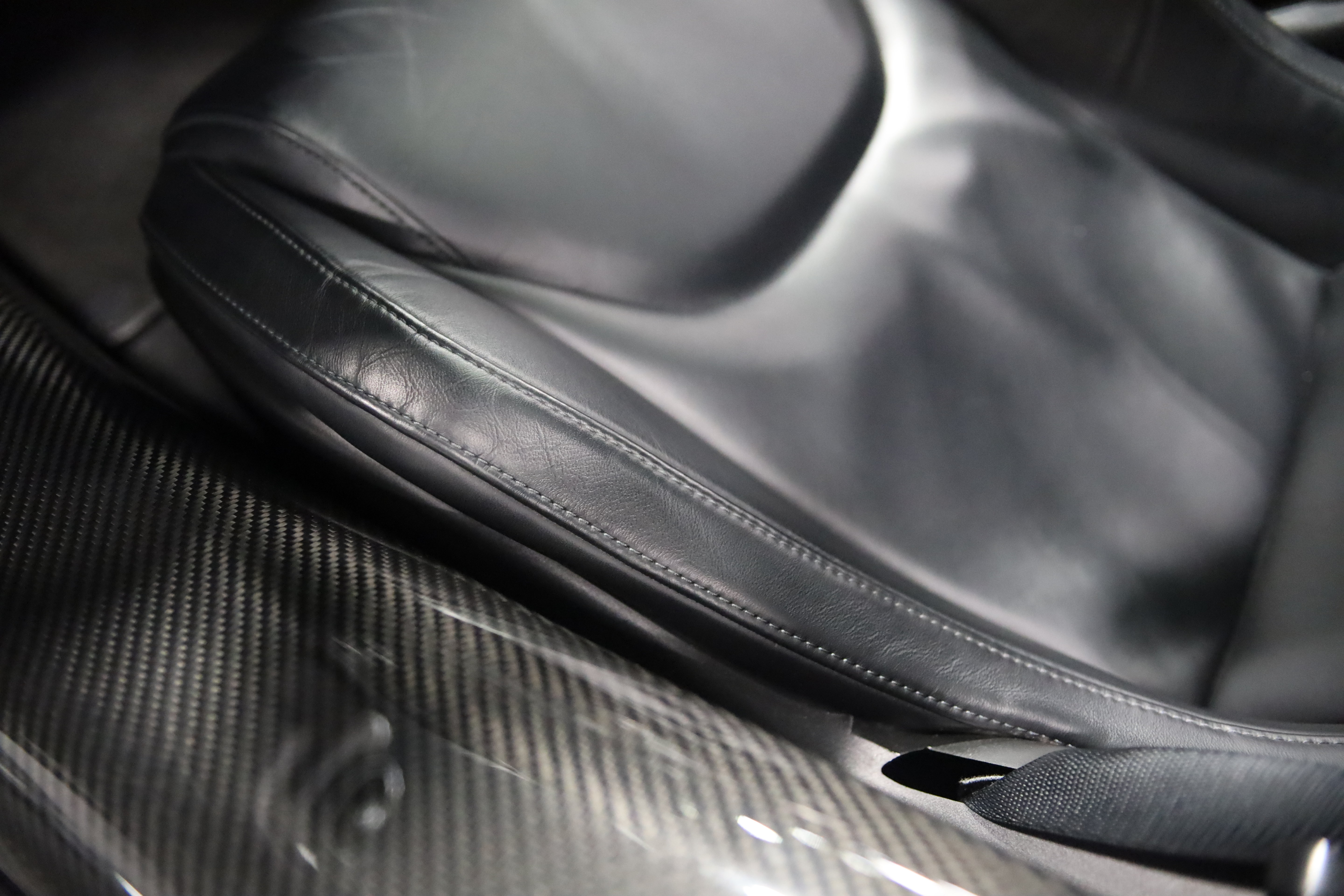 Used 2023 McLaren GT RWD image 19