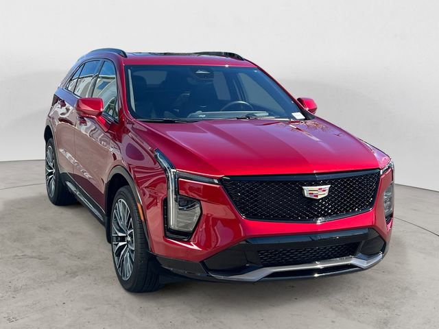 Used 2024 Cadillac XT4 Sport w/ Technology Package image 7