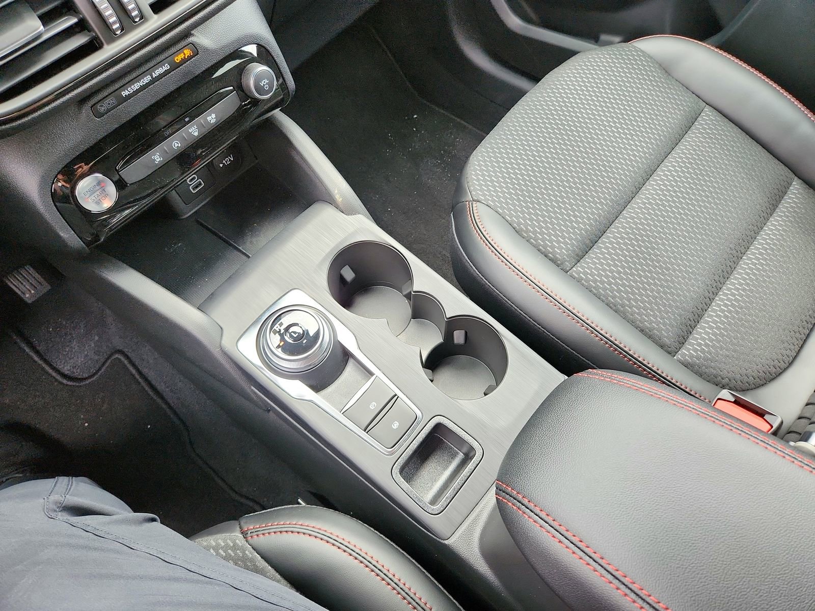 New 2026 Ford Escape ST-Line w/ Tech Pack #1 image 16