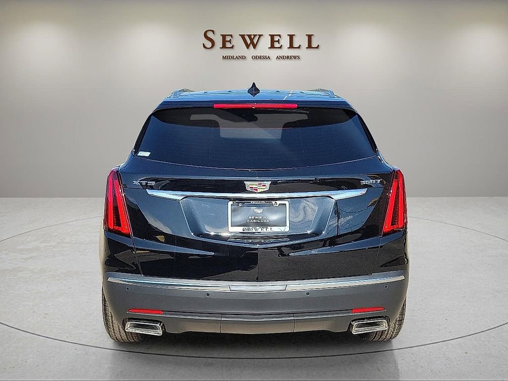 New 2025 Cadillac XT5 Luxury w/ LPO, Floor Liner Package FWD image 4