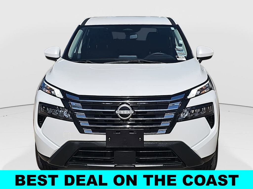 Used 2024 Nissan Rogue SV image 8