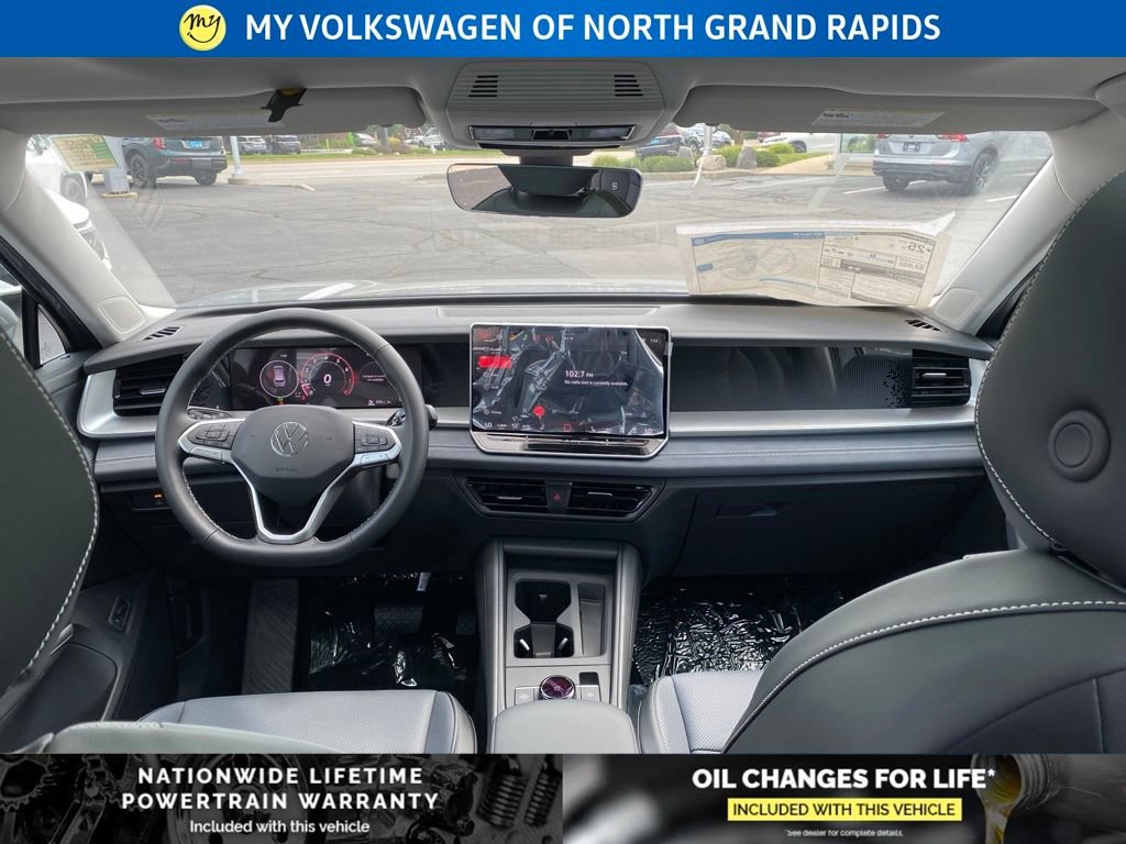 New 2026 Volkswagen Tiguan SE AWD/4WD image 18