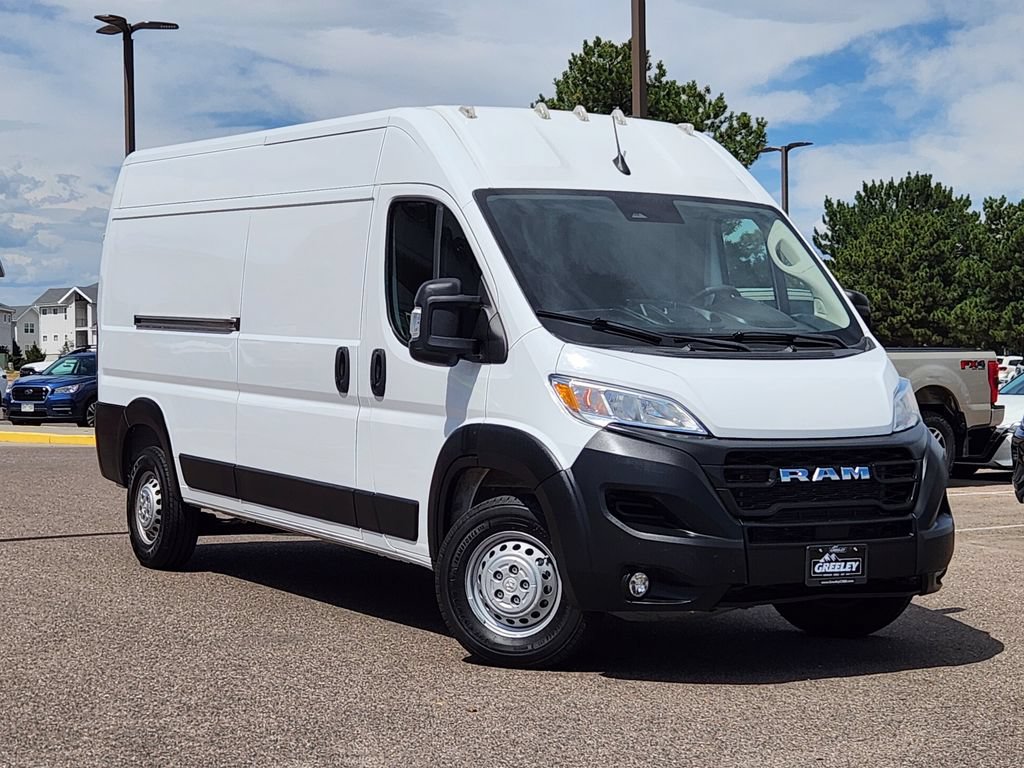 Used 2025 RAM ProMaster 2500 w/ Convenience Group FWD image 1