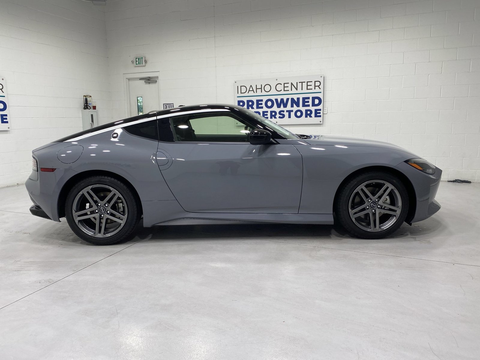 Used 2026 Nissan Z Sport w/ Floor Mat Package RWD image 9