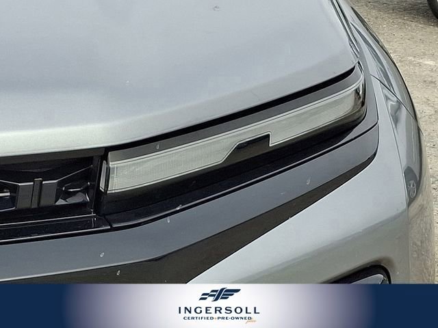 Used 2025 Chevrolet Traverse RS w/ LPO, Floor Liner Package image 33