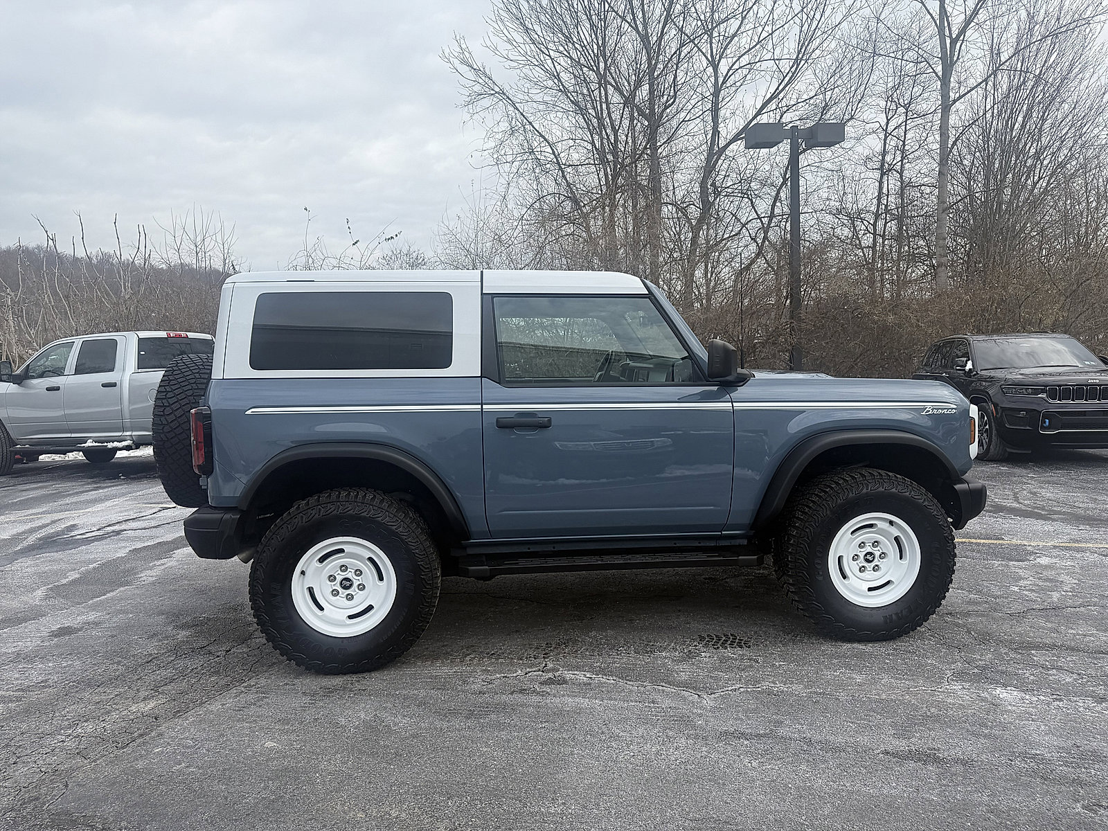 Used 2024 Ford Bronco Heritage Edition image 8