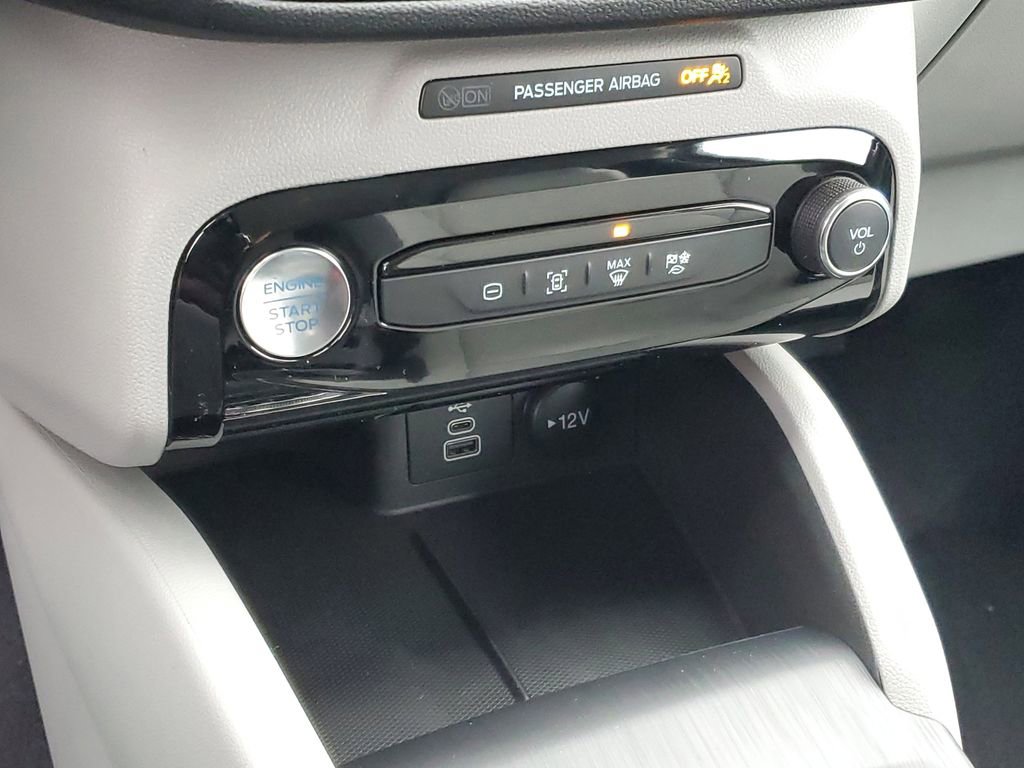 New 2026 Ford Escape SE image 21